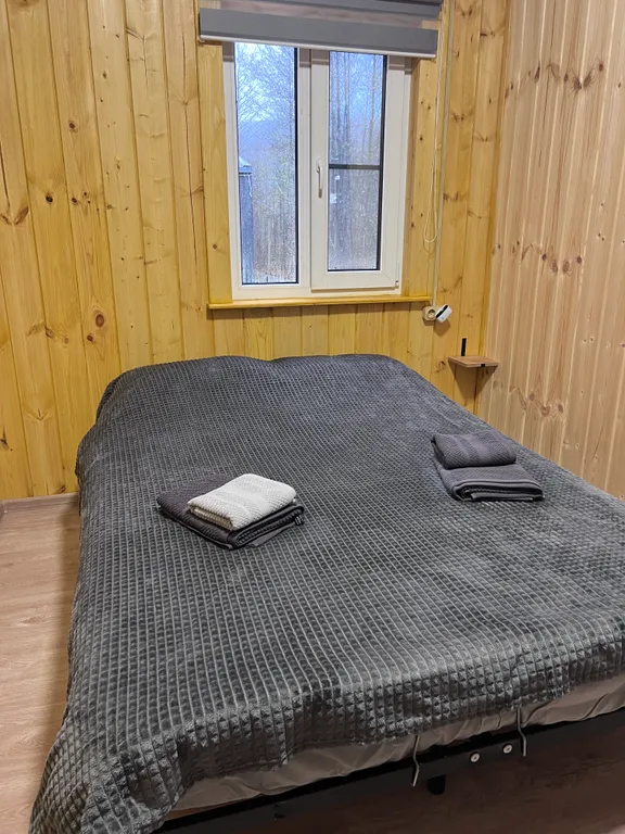 Уютный гостевой домик с бассейном, баней и чаном рассвет в горах