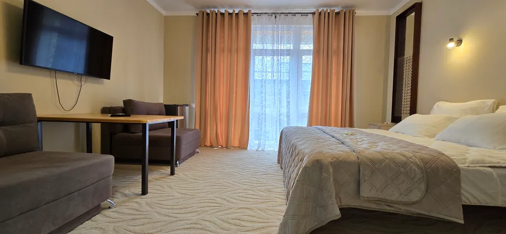 Люкс с панорамным видом на чёрное море и балконом