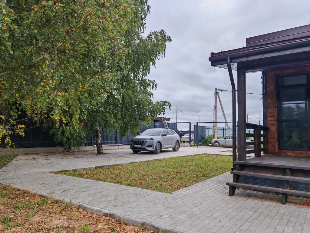 Просторный дом в живописном месте у реки, в 40 минутах от Москвы