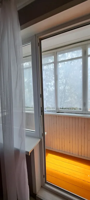 Уютная трехкомнатная квартира с обеденной зоной и двумя спальнями