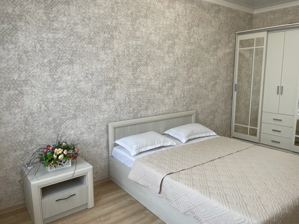 2-комнатная квартира с дизайнерским ремонтом в новом доме — аренда посуточно в Минеральные Воды