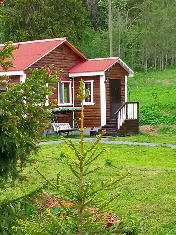 В пешей доступности магазин (900м),кaфе (50м)