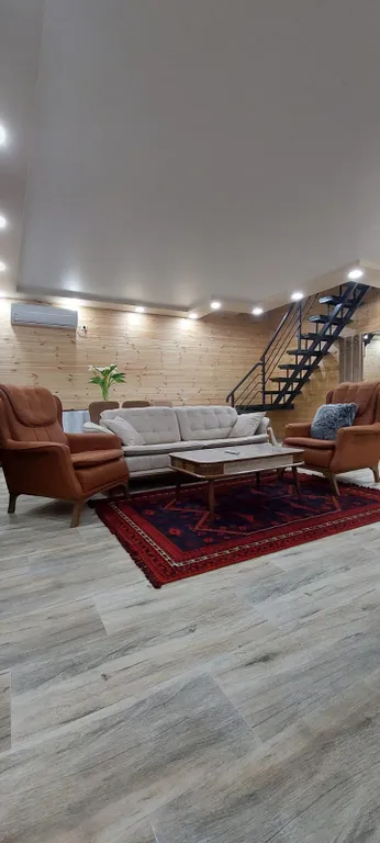 Коттедж с видом на город