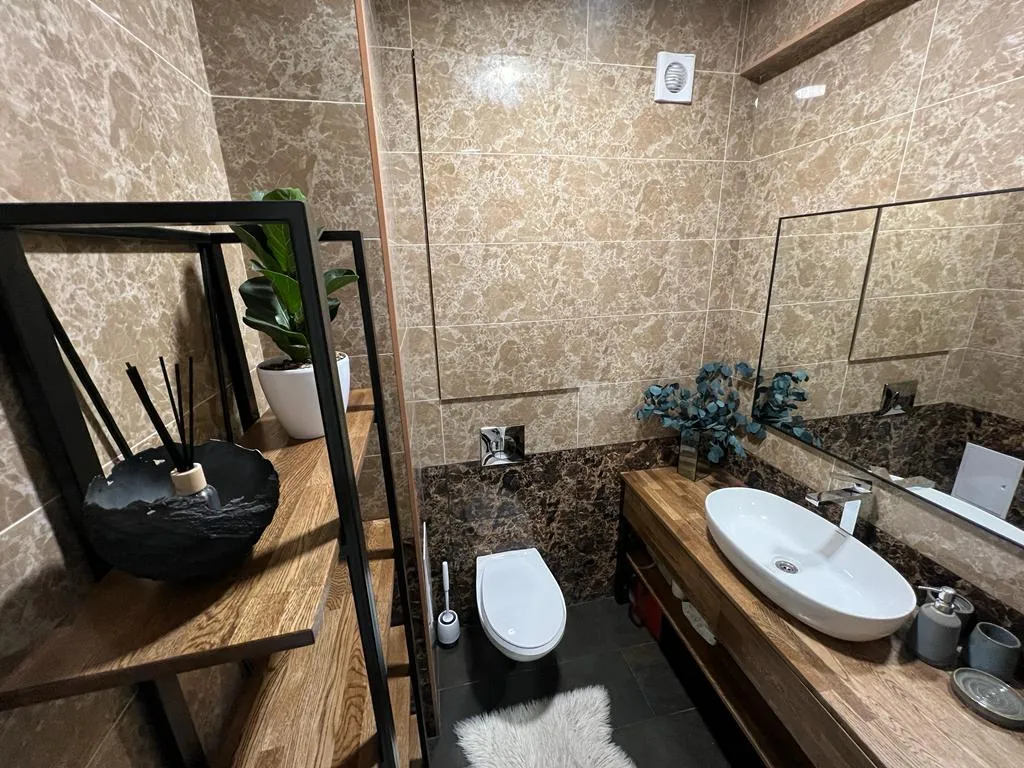 3-комнатные апартаменты на площади Победы