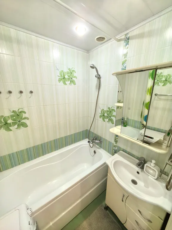 Классная двушка возле сокб и университета