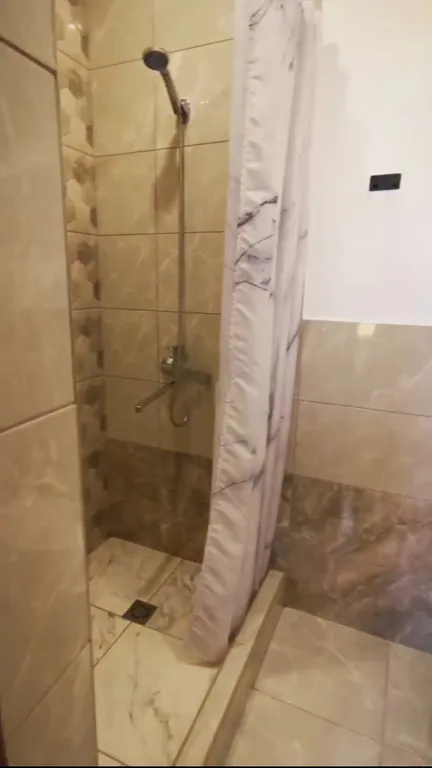 Дом на берегу для большой семьи