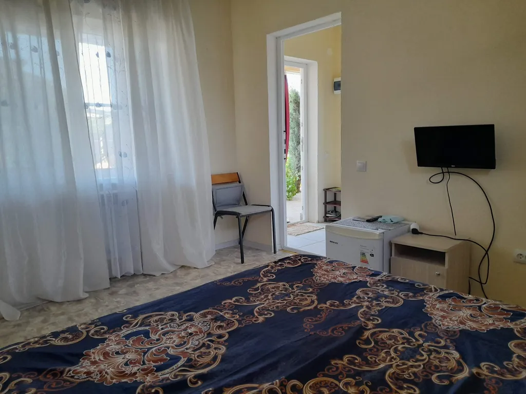 Двухкомнатный с удобствами, кондиционером, террасой