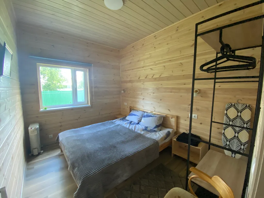 Дом с купелью на берегу Онежского озера