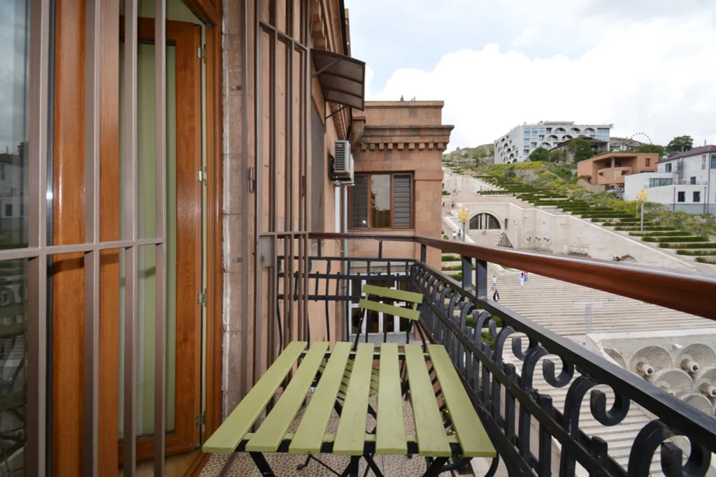 Уникальная квартира на Каскаде (в самом сердце города)