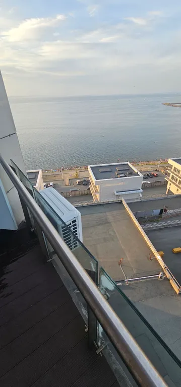 Трёхкомнатная квартира у моря