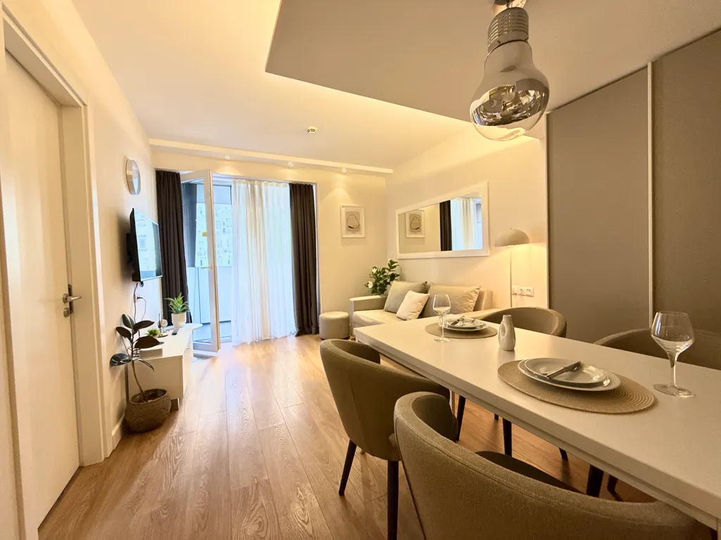 X-box and Cofee apartment in Marriott building