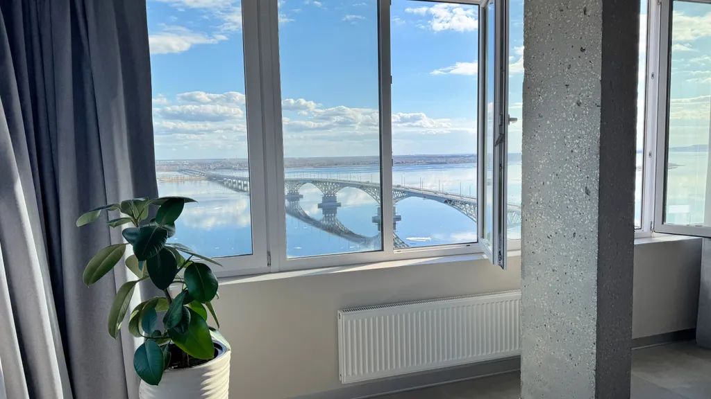 Апартмент с видом на Волгу и мост