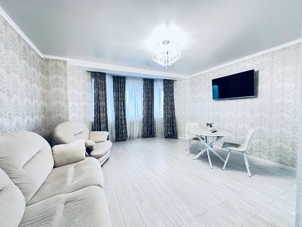 Красивая квартира с хорошим ремонтом и всеми удобствами