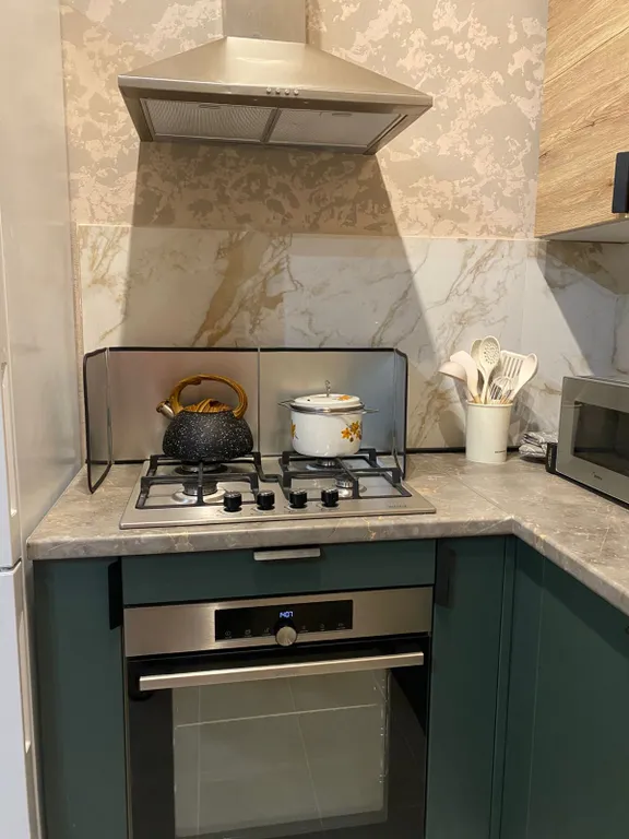 Дом в дубах