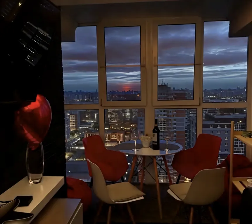 Квартира Красивая видовая студия с панорамой на 24 этаже — аренда посуточно в Липецк