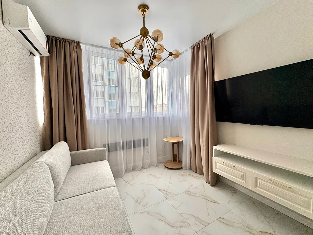 Шикарная новая евротрехкомнатная квартира с парковкой