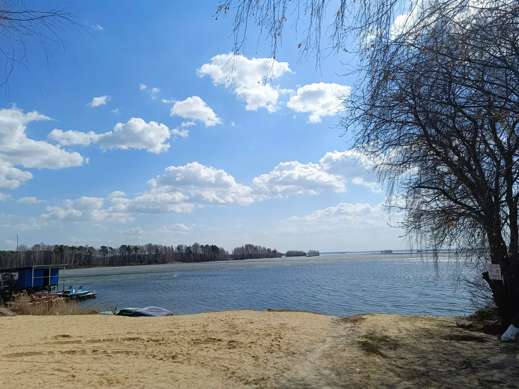 Квартира с видом на озеро Увильды