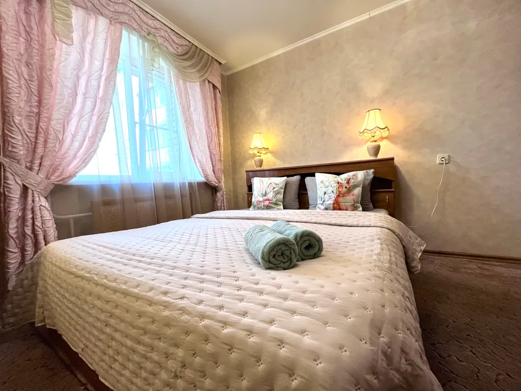 Просторная квартира в центре — аренда посуточно в Калуга