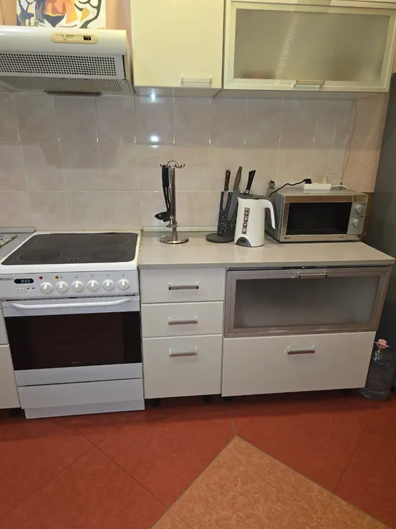 Двухкомнатная квартира класса люкс с балконом в центре города