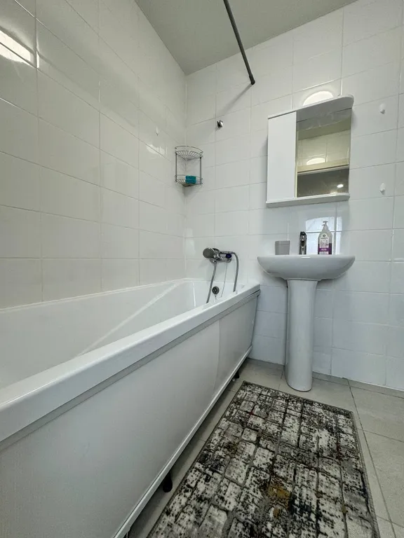 Тут хорошо на Проспекте Космонавтов