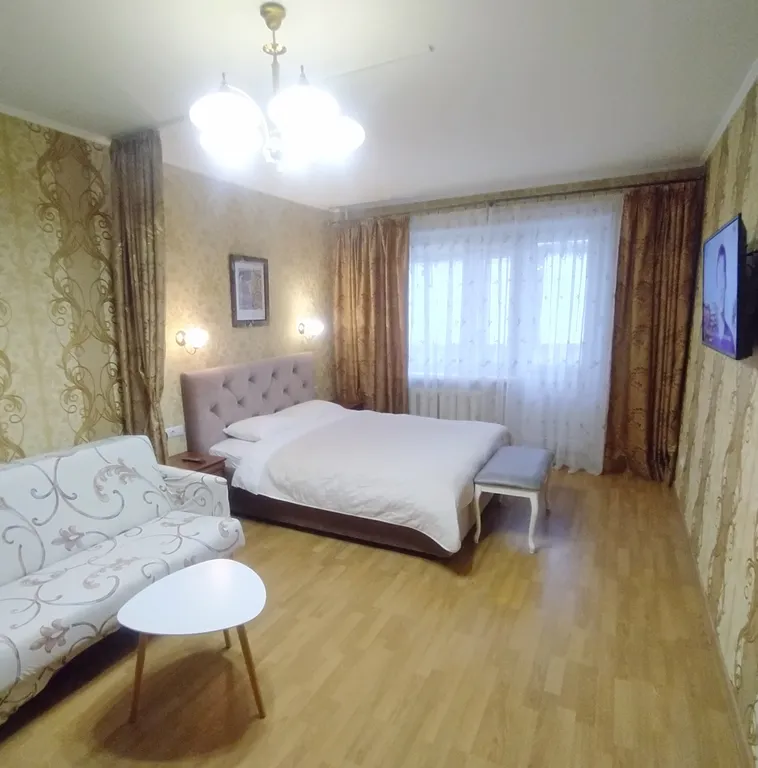 Люкс у парка со смарт тв, балконом, парковкой