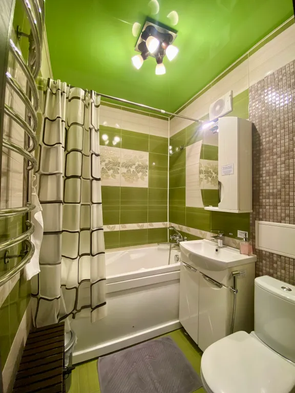 Рядом с черным озером