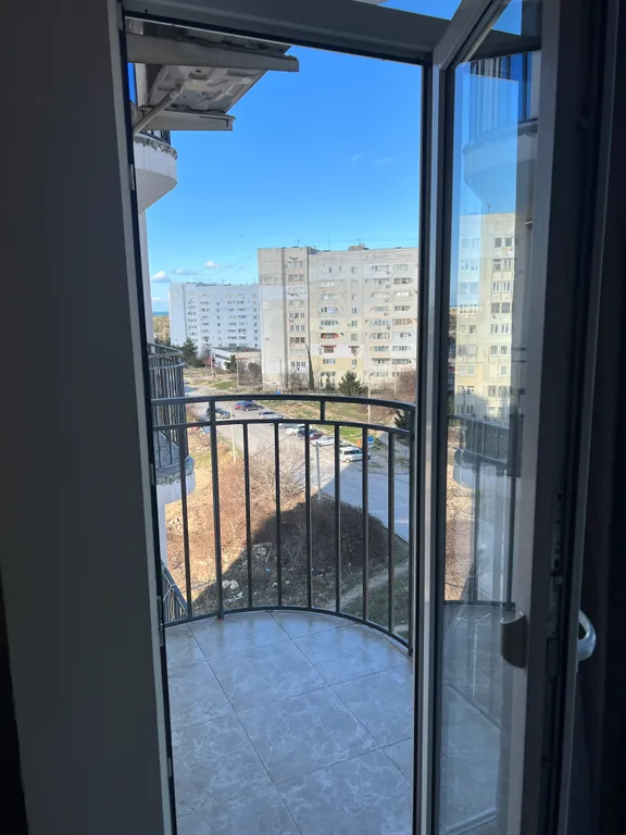 Квартира Квартира Каждый уголок квартиры освещен светом добра и любви — Севастополь