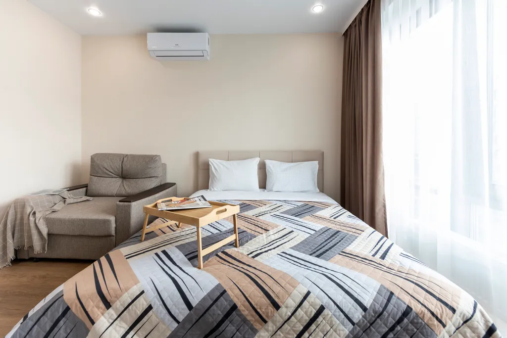 Студия люкс в авторском квартале в центре города