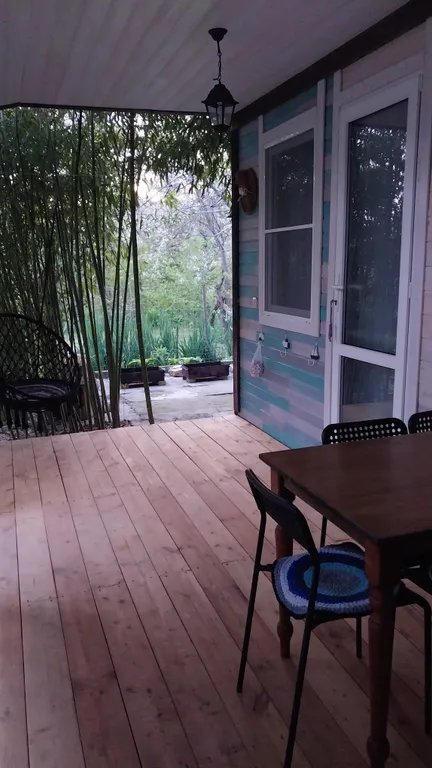 Домик и дворик Персиковая поляна