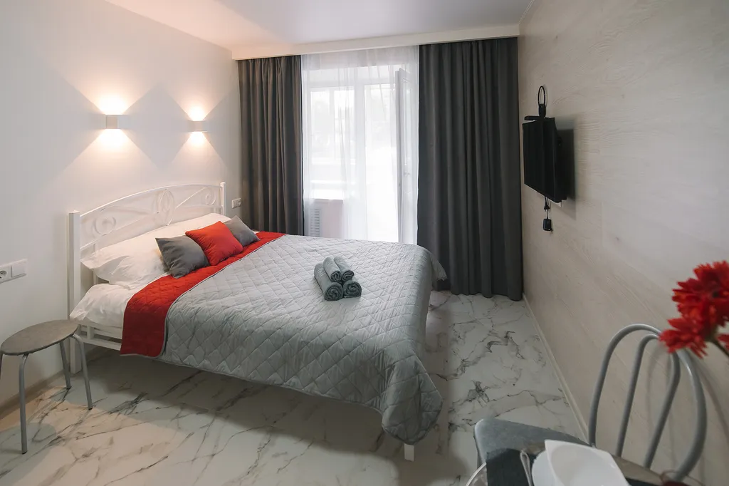 Квартира Уютная студия рядом с онкоцентром и детской больницей на Баумана — аренда посуточно в Пермь