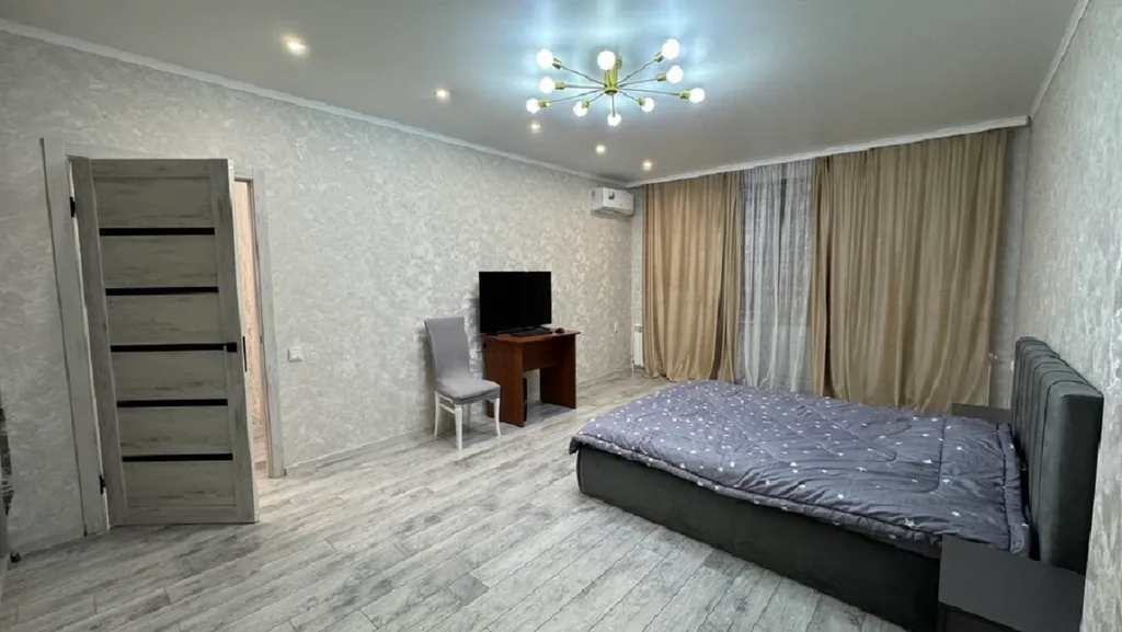 Новая уютная квартира с новым ремонтом в центре с wifi