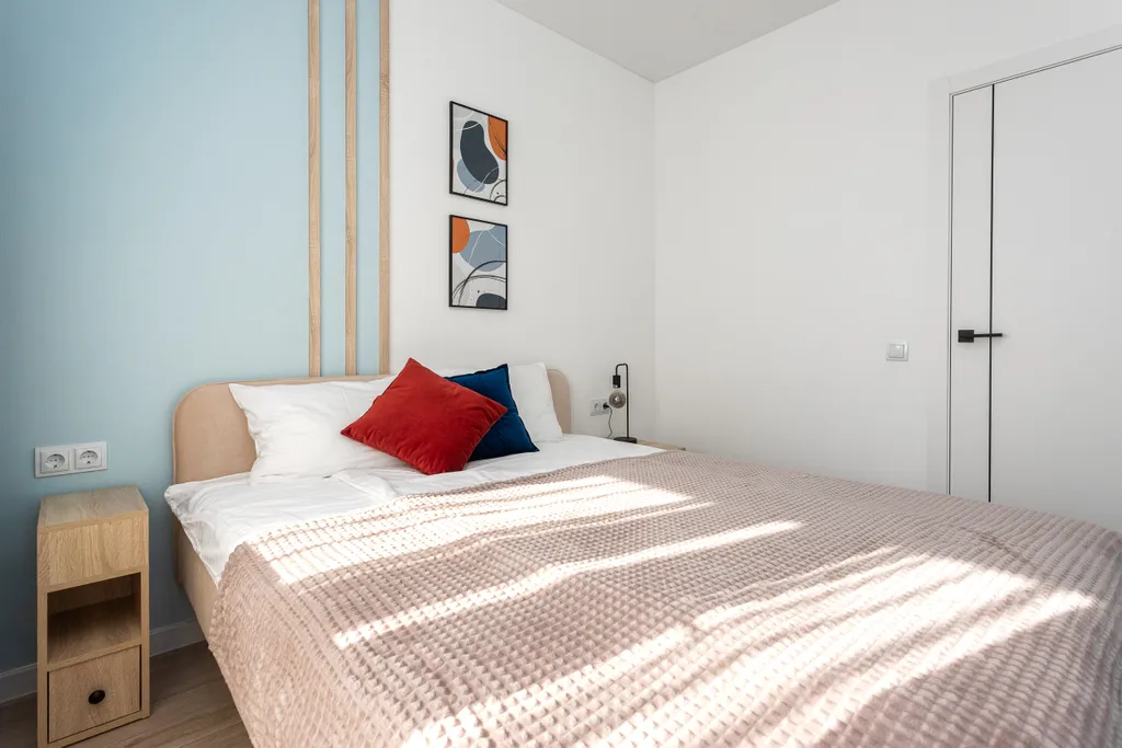 Квартира Стильные апартаменты в 100 метрах от моря с панорамной лоджией — Пионерский