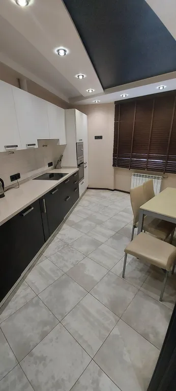 Квартира у моста