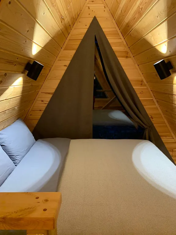 Домик с видом на лес