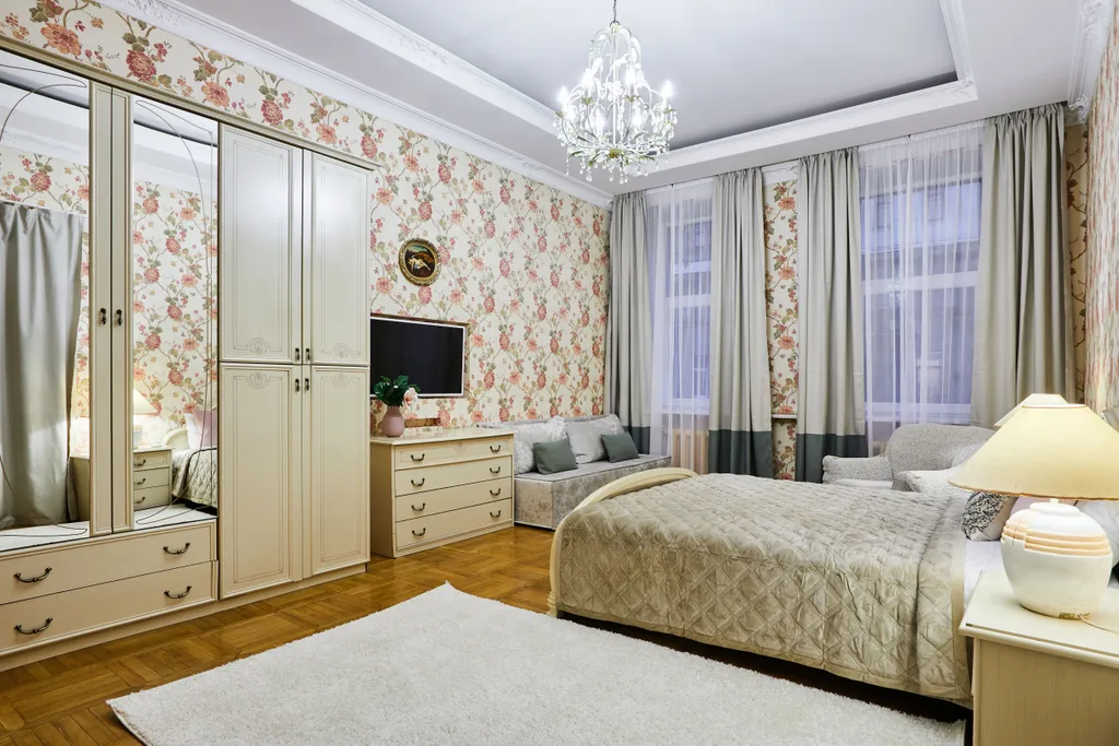 3 спальни, балкон, красивый дом