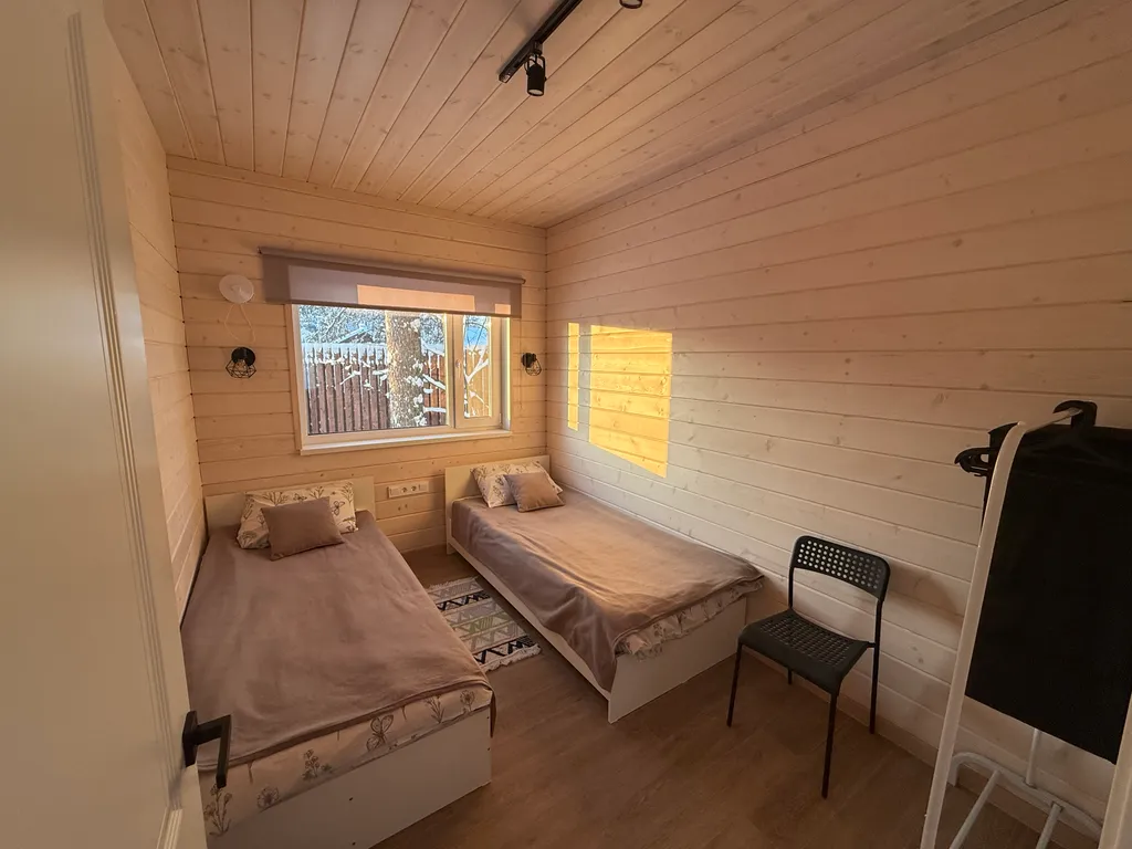 Уютный дом с живописным видом на лес