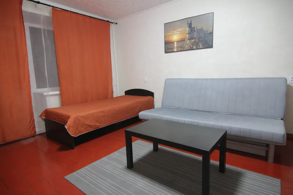 3-комнатная квартира стандарт рядом с центром — аренда посуточно в Сосновый Бор