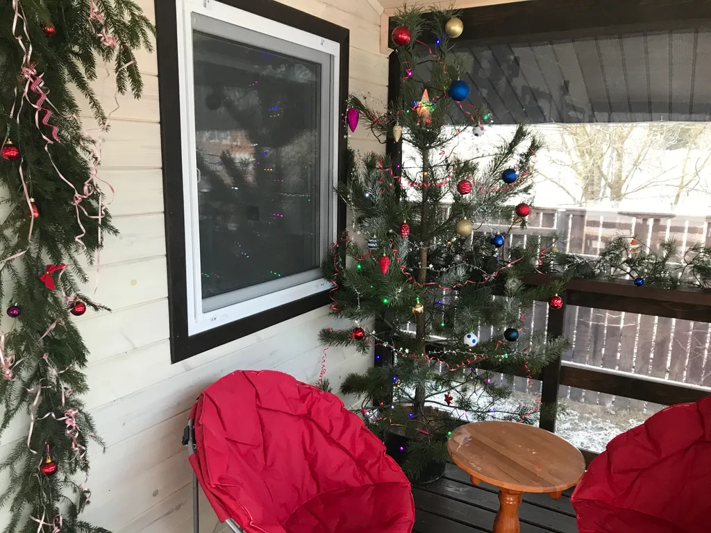 Коттедж Домик у лесного озера — Приозерск