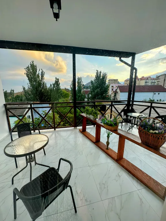 Прекрасная квартира в дуплексе с видом на крепость и море