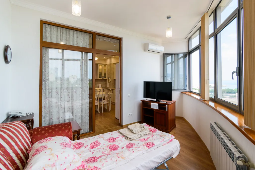 Женская комната в квартире