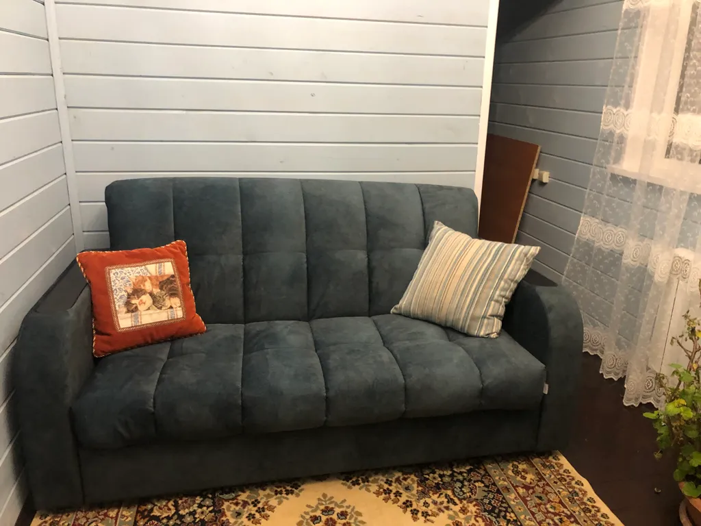 Отдельно стоящий дом с баней и барбекю