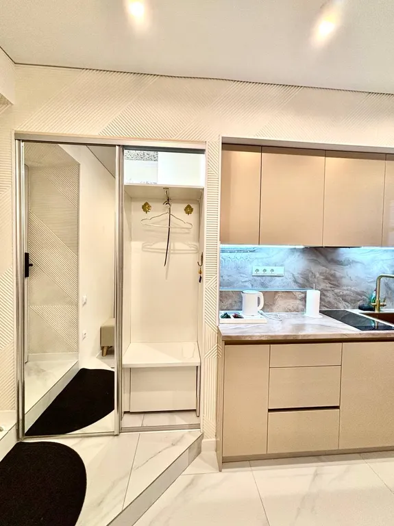 Квартира Квартира Auroom - уютная евродвушка с отдельным входом и парковкой в центре — Ярославль