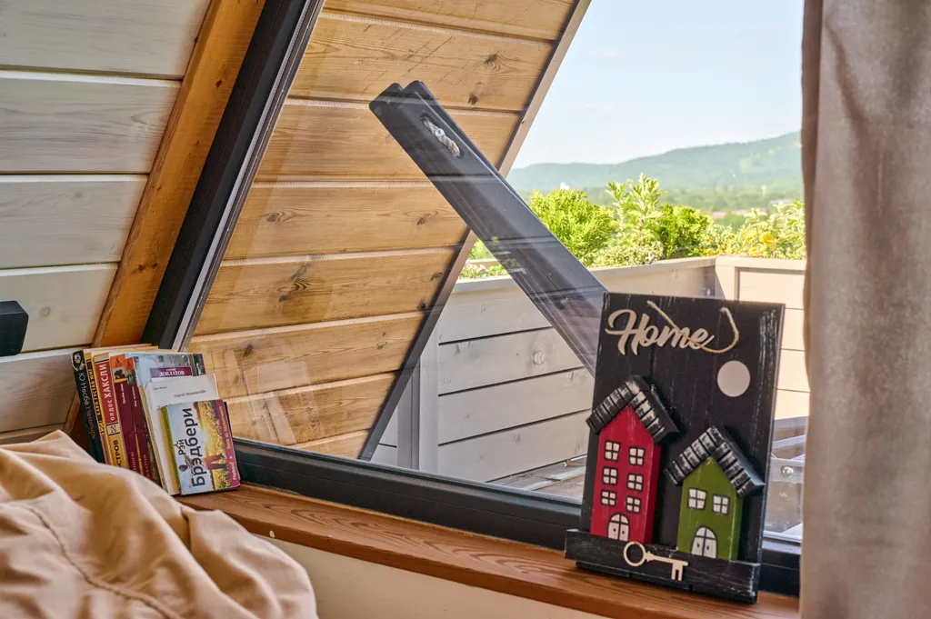 Уютная А-фрэйм хижина в горах Адыгеи