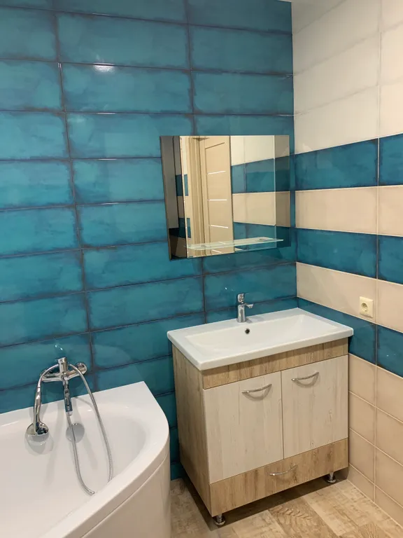 Новые апартаменты c террасой и видом на город и море