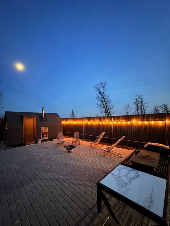 Красивый барнхаус с баней на приватной территории