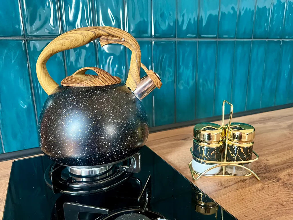 Квартира Дизайнерская двухкомнатная квартира с бассейном в центе Анапы — Анапа