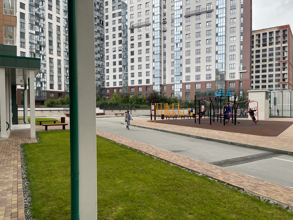 Квартира Квартира Большая студия, центр, ТЦ Галерея, гастрокорт. Крутой двор для детей — Новосибирск
