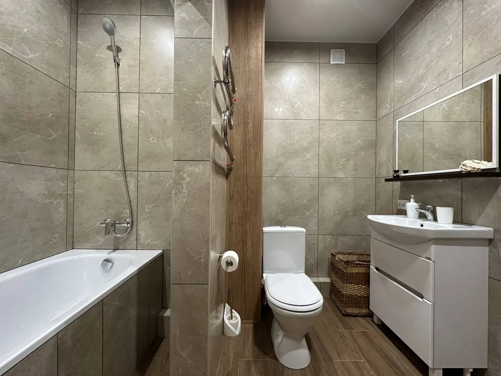 Стильные двухкомнатные апартаменты рядом с новой набережной