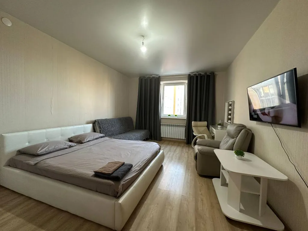 Квартира Двухкомнатные апартаменты в центре — аренда посуточно в Новый Уренгой