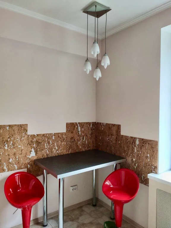 Центральная площадь Ленина, вода круглосуточно